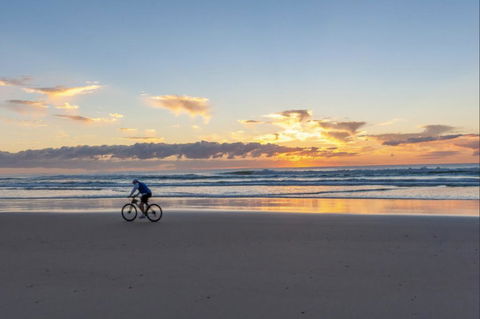 South Golden Beach - Accommodation Gladstone 1