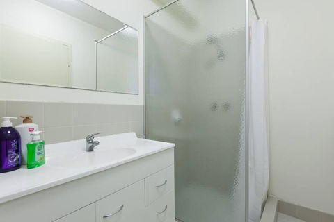 South Perth Perfect Location Free WIFI & Parking - Accommodation Gladstone 3