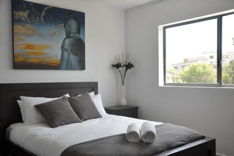 Spacious 2 Bed 2 Bath Unit - LUMA APARTMENTS - Accommodation Gladstone 0