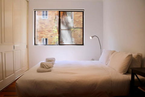 Spacious Apartment In Lane Cove Near CBD - Accommodation Gladstone 3