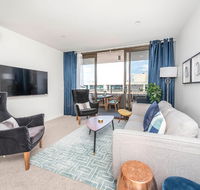 SPACIOUS BRAND NEW // 1BR // IN GORGEOUS BARTON - Accommodation Gladstone