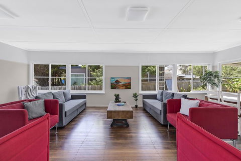 Spacious Living On Victoria - Accommodation Gladstone 0
