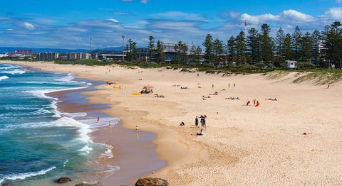 Spacious Townhouse In Wollongong - Accommodation Gladstone 2