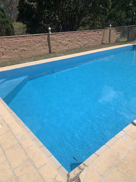 Spacious, Clean , Relaxing Country Escape Perfect For Large Groups And Families - Accommodation Gladstone 0