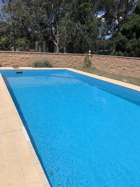 Spacious, Clean , Relaxing Country Escape Perfect For Large Groups And Families - Accommodation Gladstone 1