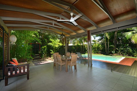 Spinnaway At Port Douglas - Accommodation Gladstone 0