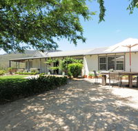 Spring Grove Dairy - Picturesque views - Accommodation Gladstone