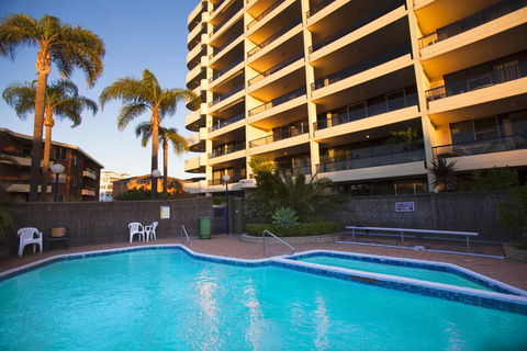 St Tropez Unit 39 - The Entrance, NSW - Accommodation Gladstone 0