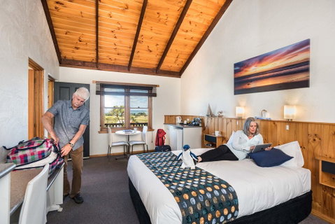 Stanley Seaview Inn - Accommodation Gladstone 1