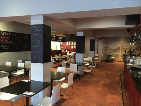 Star Bar Cafe & Hotel - Accommodation Gladstone 3