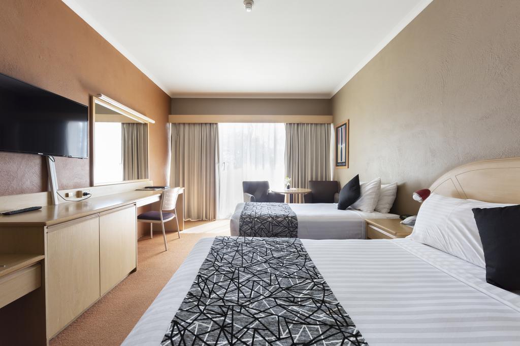 Curtin ACT Accommodation Gladstone