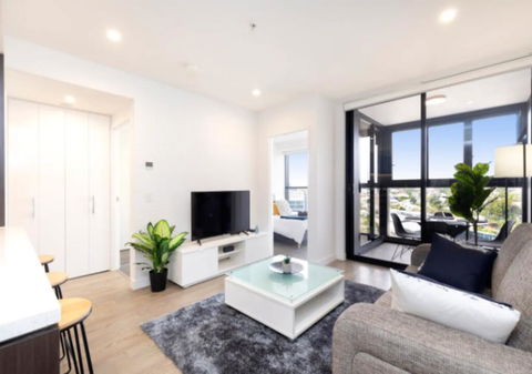 STH2 - Stunning Resort Style 1BR W Wifi Gym 4 Ppl - Accommodation Gladstone 0