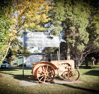 Strayleaves Caravan Park - Accommodation Gladstone