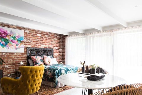 Studio36 - Accommodation Gladstone 2