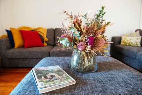 Stunning Queenslander - Accommodation Gladstone 1