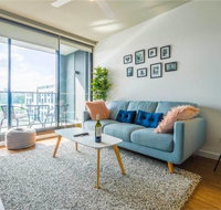 Stylish 2-bedroom apartment in Fortitude Valley - Accommodation Gladstone