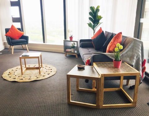 Stylish 2BR With Stunning Views - Sydney Olympic Park - Accommodation Gladstone 1