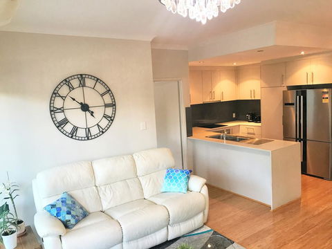 Stylish 2x2 W/ Carpark In Perth - Accommodation Gladstone 2
