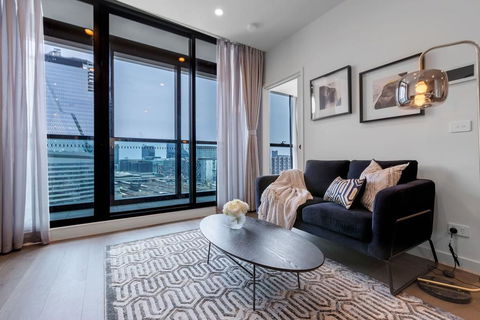 Stylist 1bed1bath Apartment@west Melbourne - Accommodation Gladstone 0