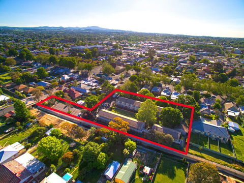 Summer East Apartments - Accommodation Gladstone 2