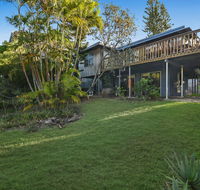 Summer Place - 24 Shearwater Street - Accommodation Gladstone
