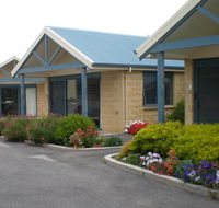 Summers Rest Units - Accommodation Gladstone