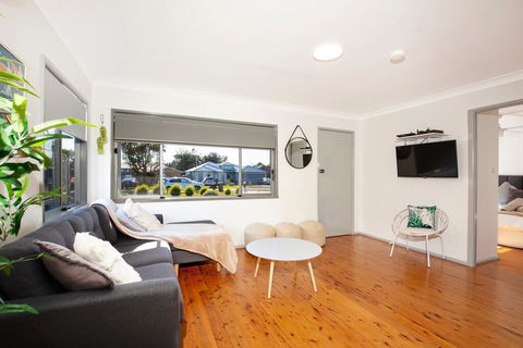 Sun Shack @ Culburra - Pet Friendly - 3 Mins To Beach - Accommodation Gladstone 1