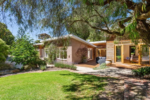 Sun Valley - Boutique Portsea Accommodation - Accommodation Gladstone 1