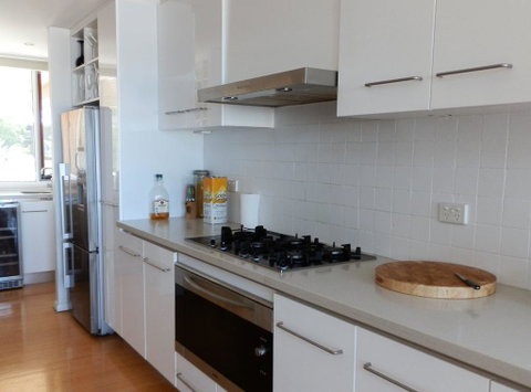 Sun, Sand, Sea And Salty Kisses Cottesloe Beach House - Accommodation Gladstone 1