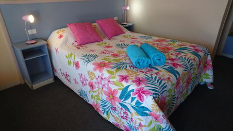 Sunflower Motel - Accommodation Gladstone 1