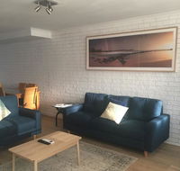 Sunlit Townhouse - Accommodation Gladstone