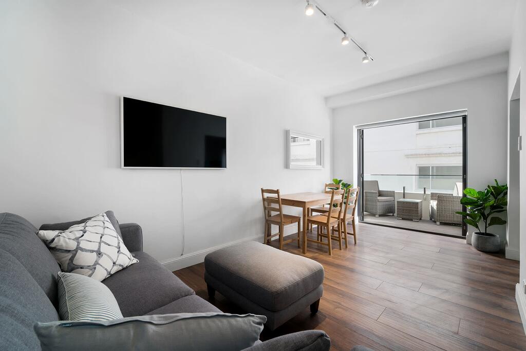 North Bondi NSW Accommodation Gladstone