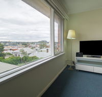 Sunny Great view Apartment near shopping town - Accommodation Gladstone