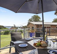 SunRay on Orama - spacious with great views - Accommodation Gladstone