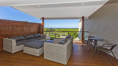 Sunrise Reef - Unit 6 Lennox Head - Accommodation Gladstone 1