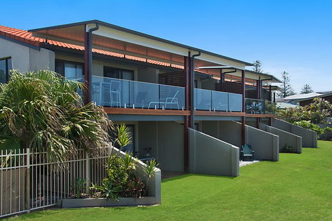 Sunrise Reef Unit 4 - Lennox Head - Accommodation Gladstone 2