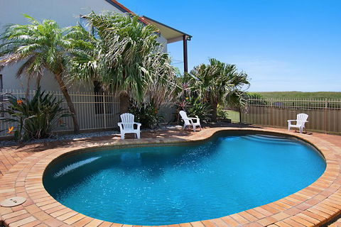 Sunrise Reef Unit 4 - Lennox Head - Accommodation Gladstone 1