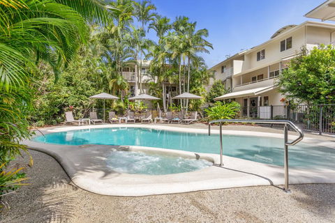 Sunset Cove Noosa - Accommodation Gladstone 1