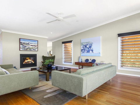Sunshine Beach House-25 Metre Walk To The Beach - Accommodation Gladstone 3