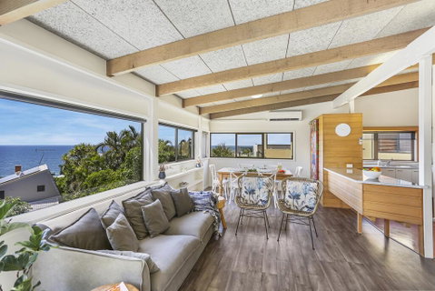 Sunshine Beach Shack - Accommodation Gladstone 1