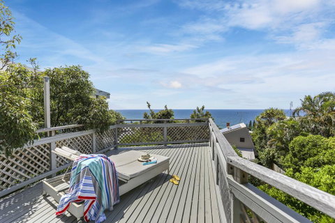 Sunshine Beach Shack - Accommodation Gladstone 0