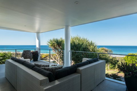 Sunshine Coast White House - Accommodation Gladstone 0