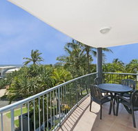 Sunshine Cove across the road from the beach - Accommodation Gladstone