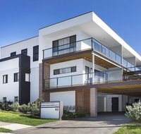 Surf Beach Townhouse - Accommodation Gladstone