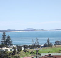Surf Break  Ocean Break - Accommodation Gladstone
