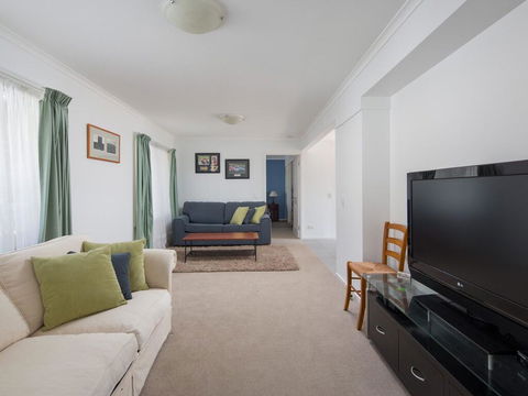 Surf188 - Accommodation Gladstone 3