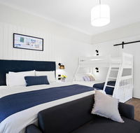 Surfaris Retreat - Accommodation Gladstone