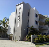 Surfcomber on the Beach - Accommodation Gladstone