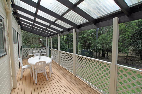 Surfer's Rest In Berrara - Accommodation Gladstone 1