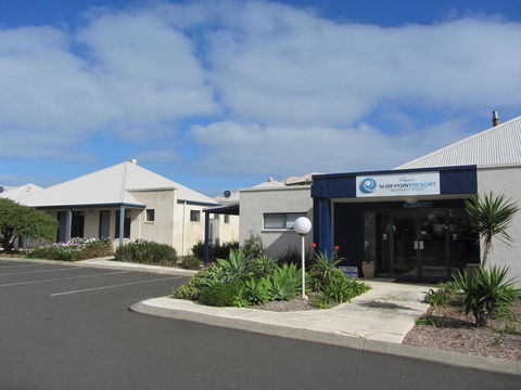 Surfpoint Resort - Accommodation Gladstone 1